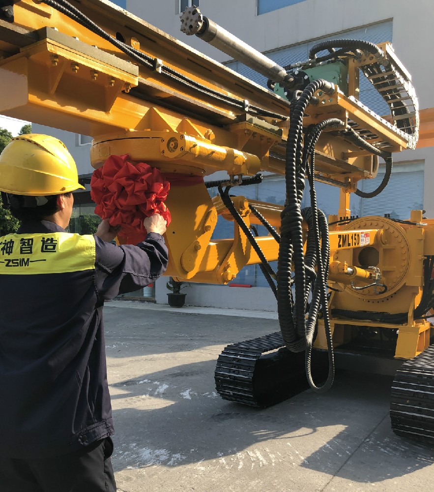 【硬核实力】钻神发货ZML150钻机，再次助力广西大浦高速