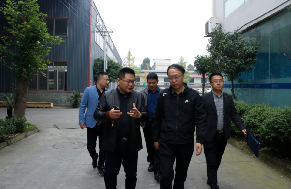 【中国铁建高原指挥部】莅临钻神智造考察交流